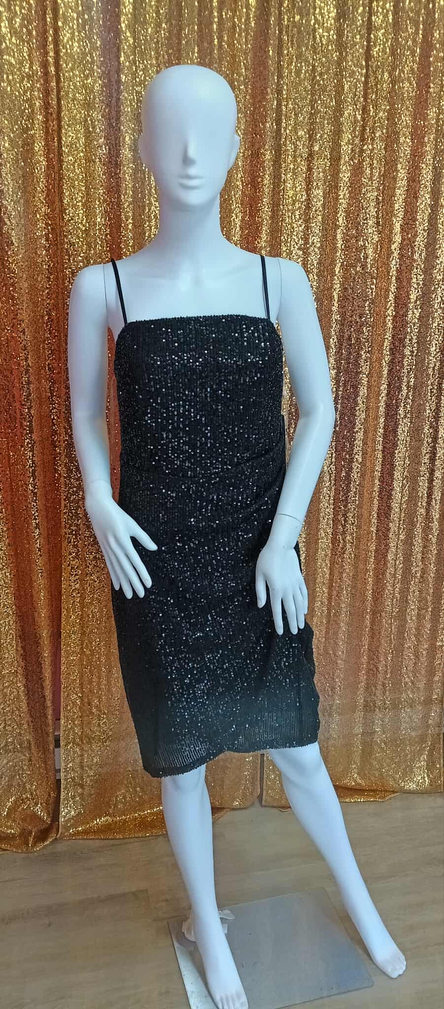 Plus size Black sequin spaghetti strap hoco
