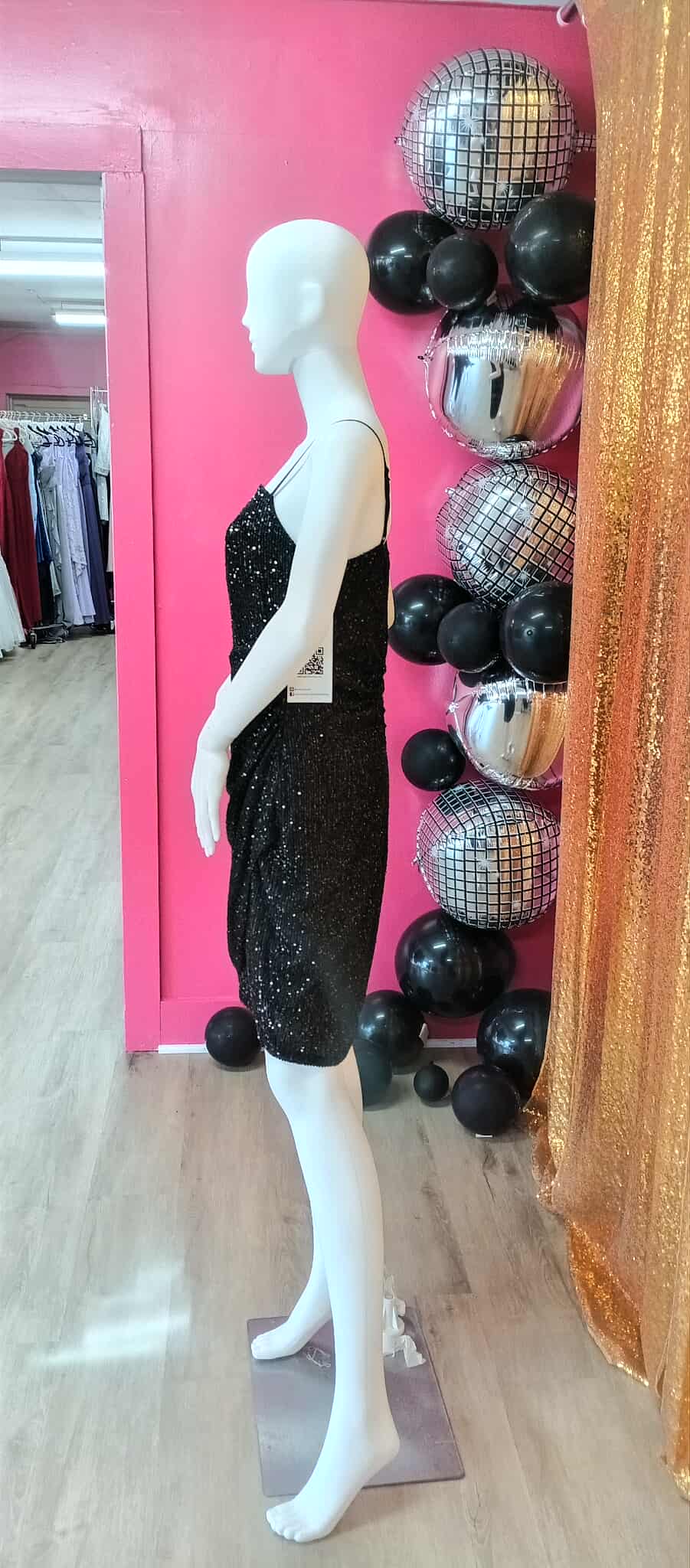Plus size Black sequin spaghetti strap hoco