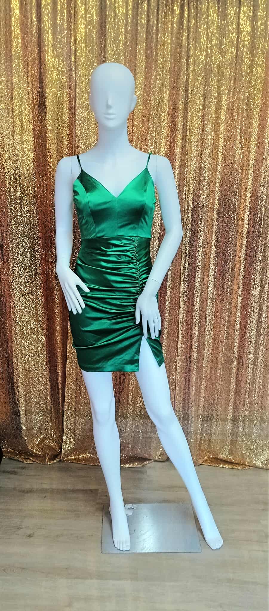 emerald green satin spaghetti strap hoco