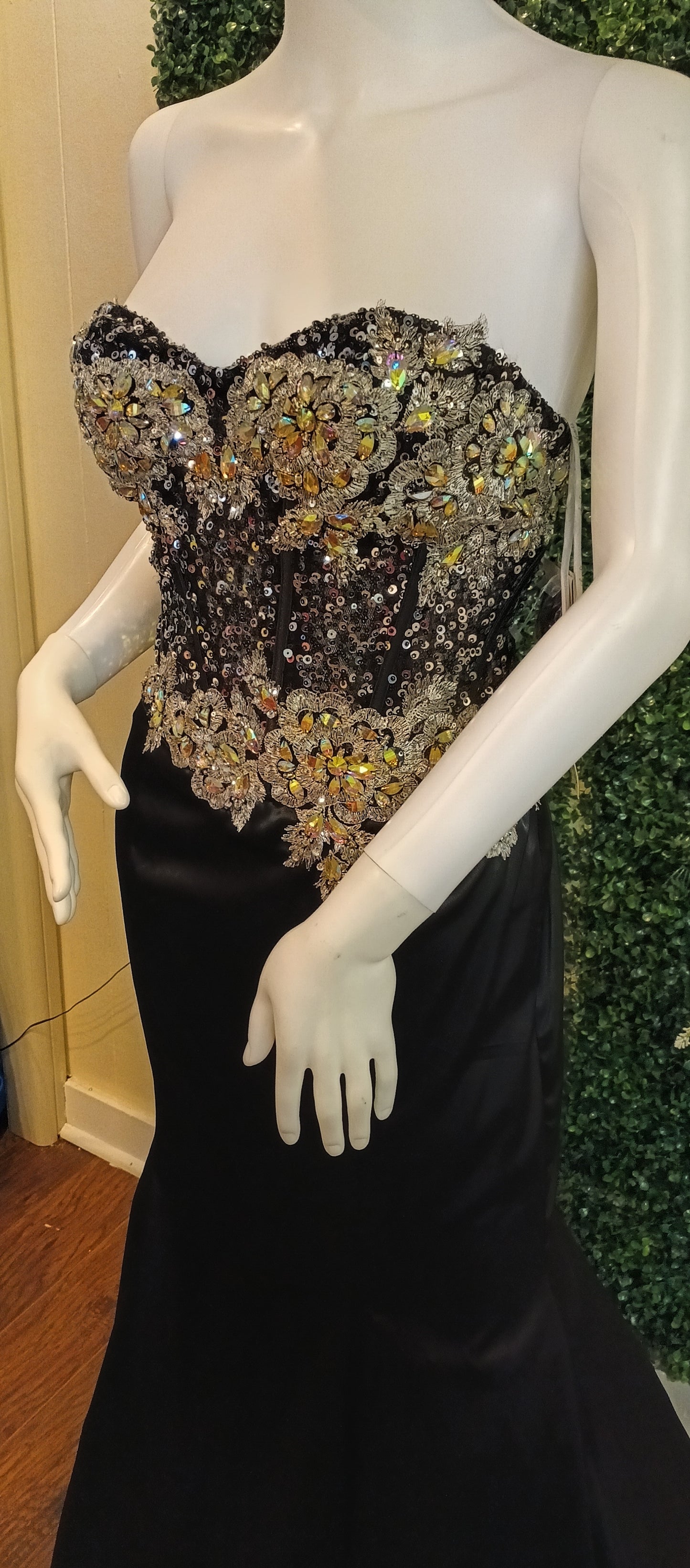 Black sparkle couture