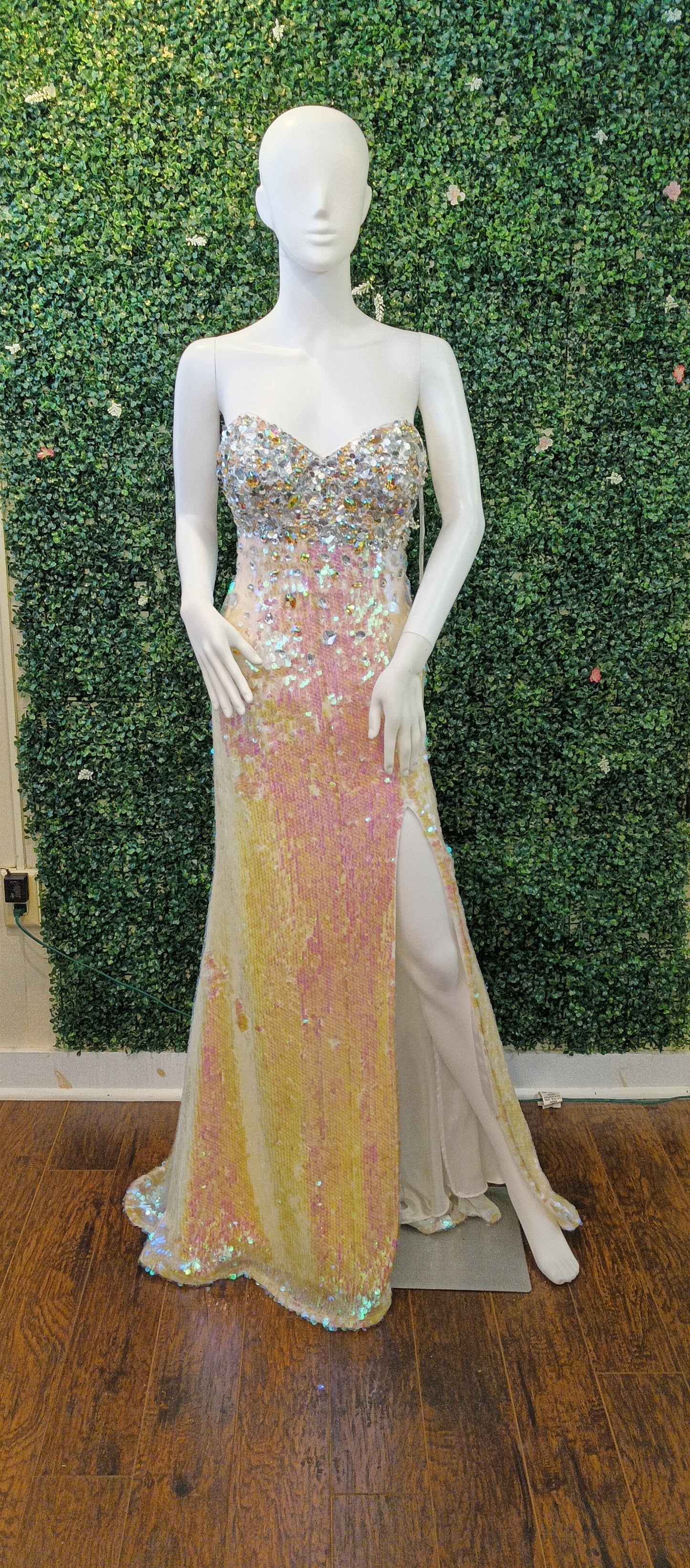 Party time White sparkle couture