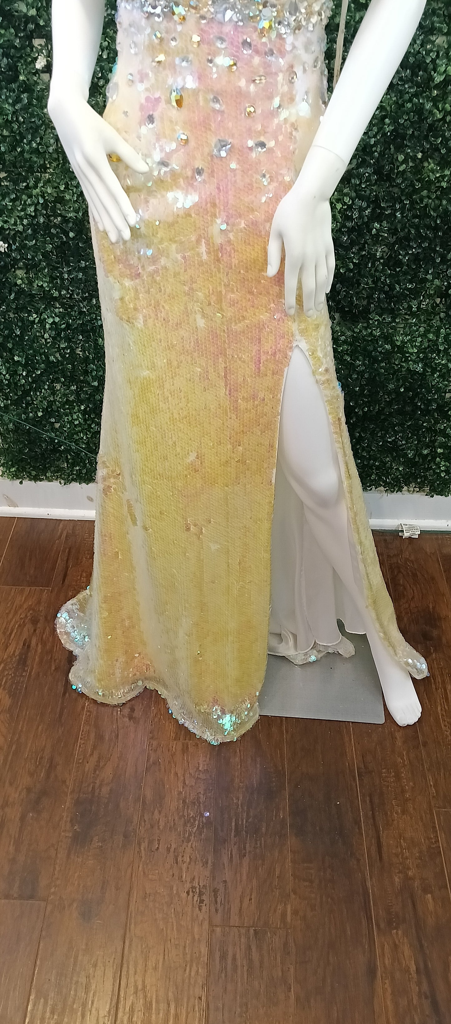 Party time White sparkle couture