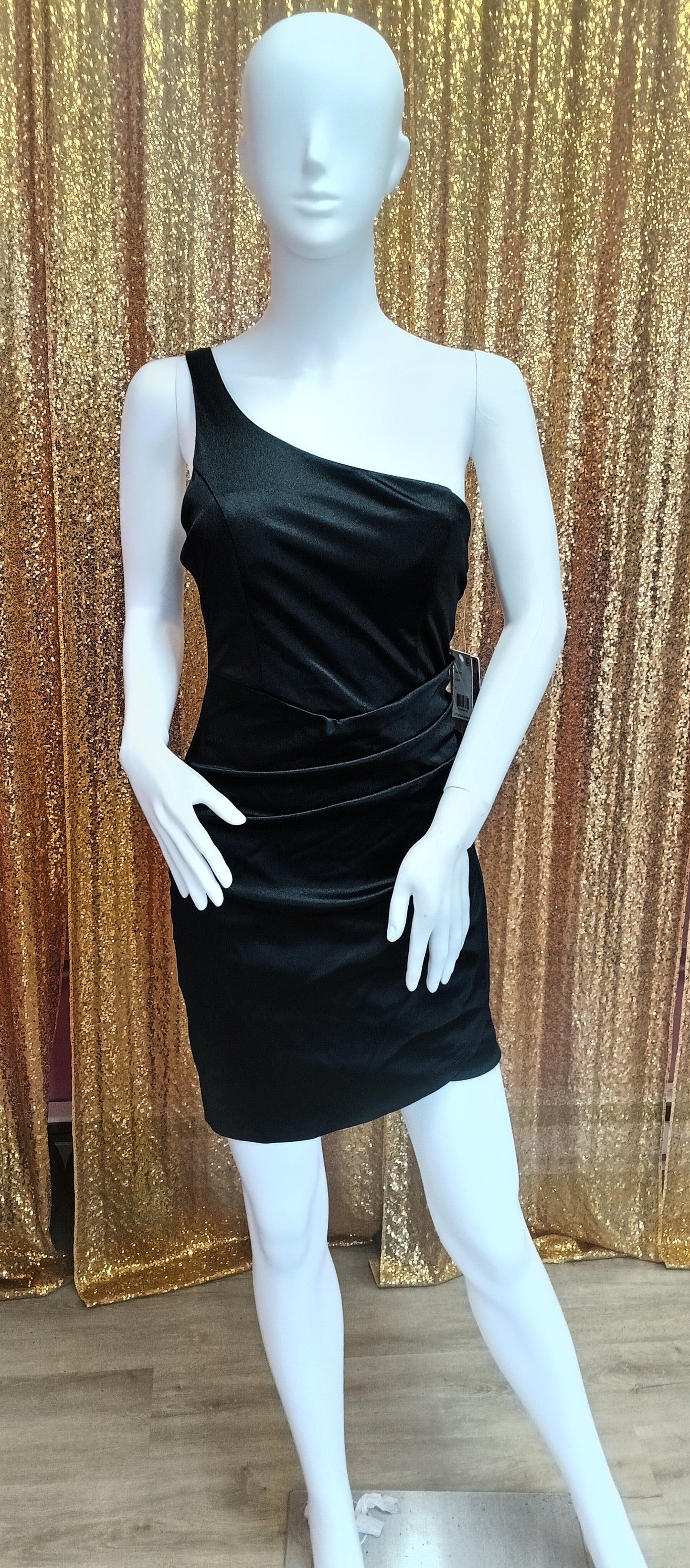 Black one shoulder mini