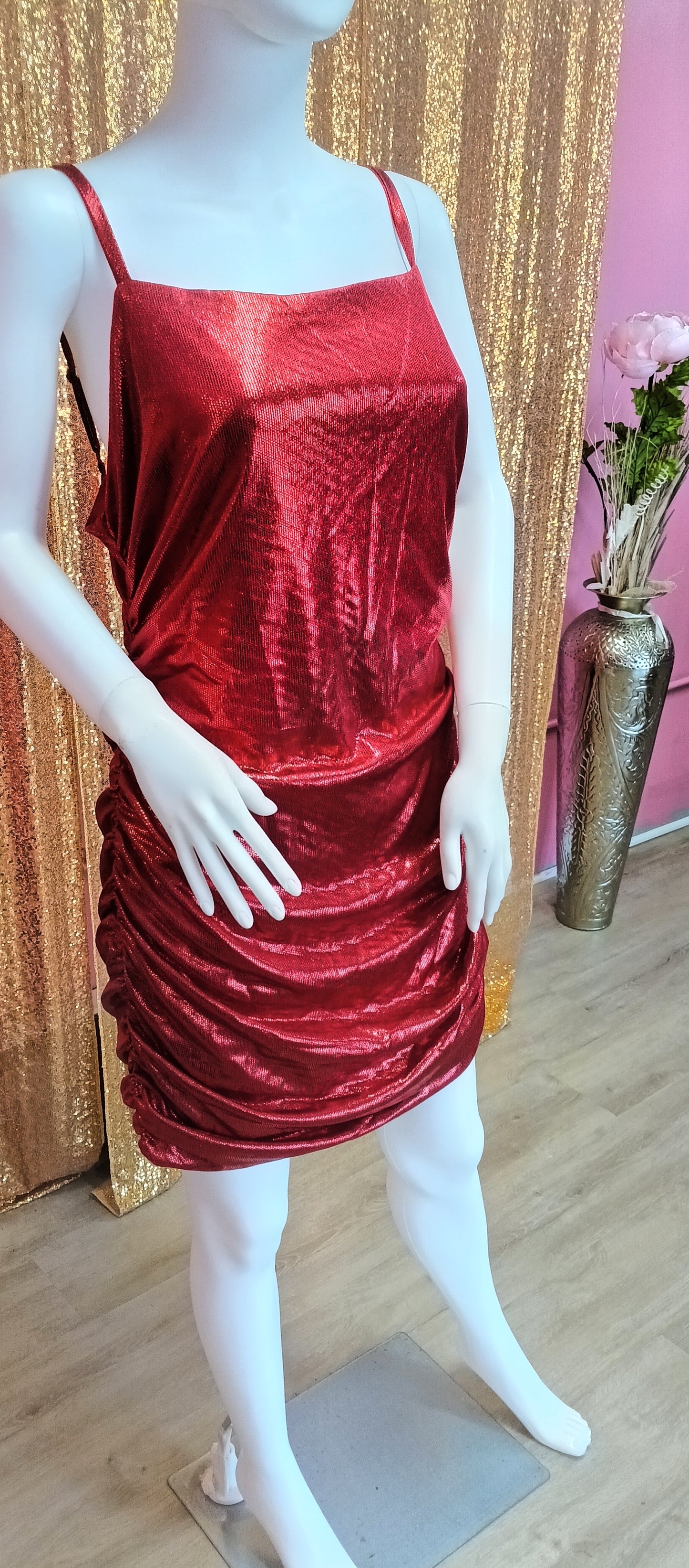 Plus size Red shimmer mini hoco