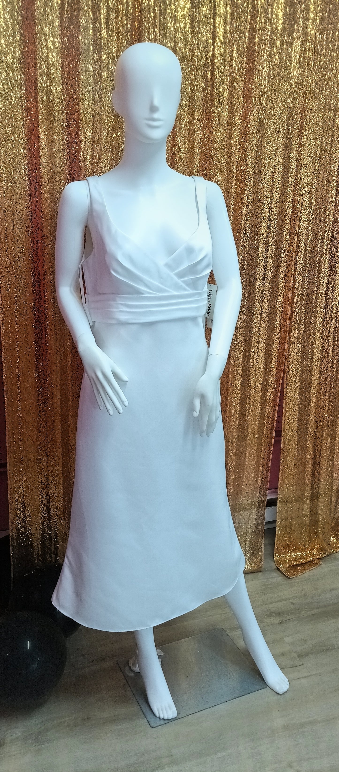 Sweetheart white satin