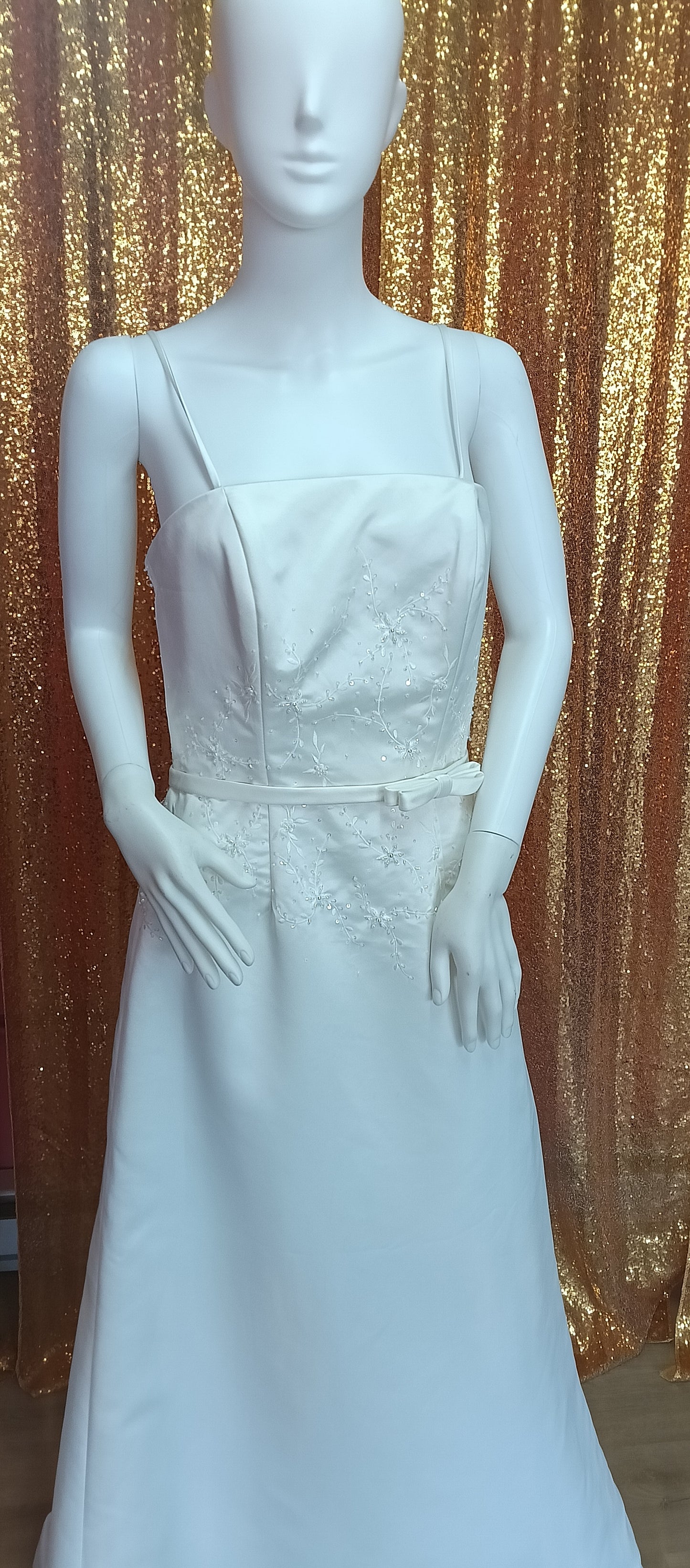 Dinehs Collection ivory floral A-line