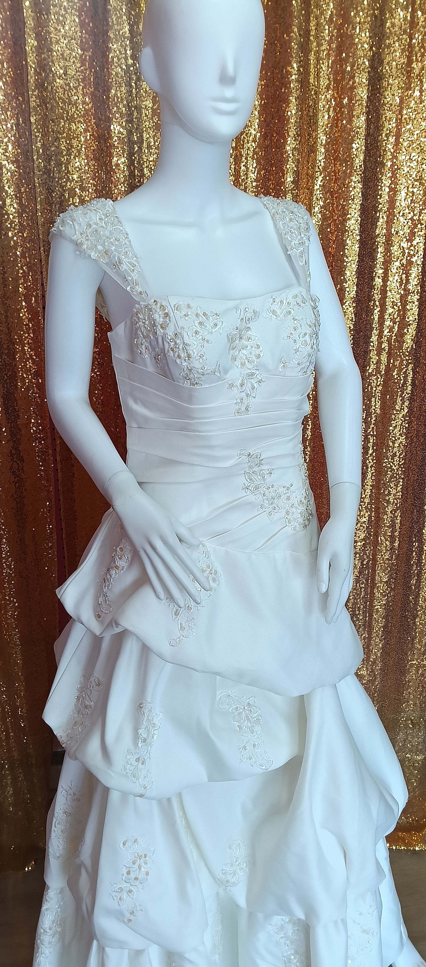 Ivory ruffle A-Line wedding dress