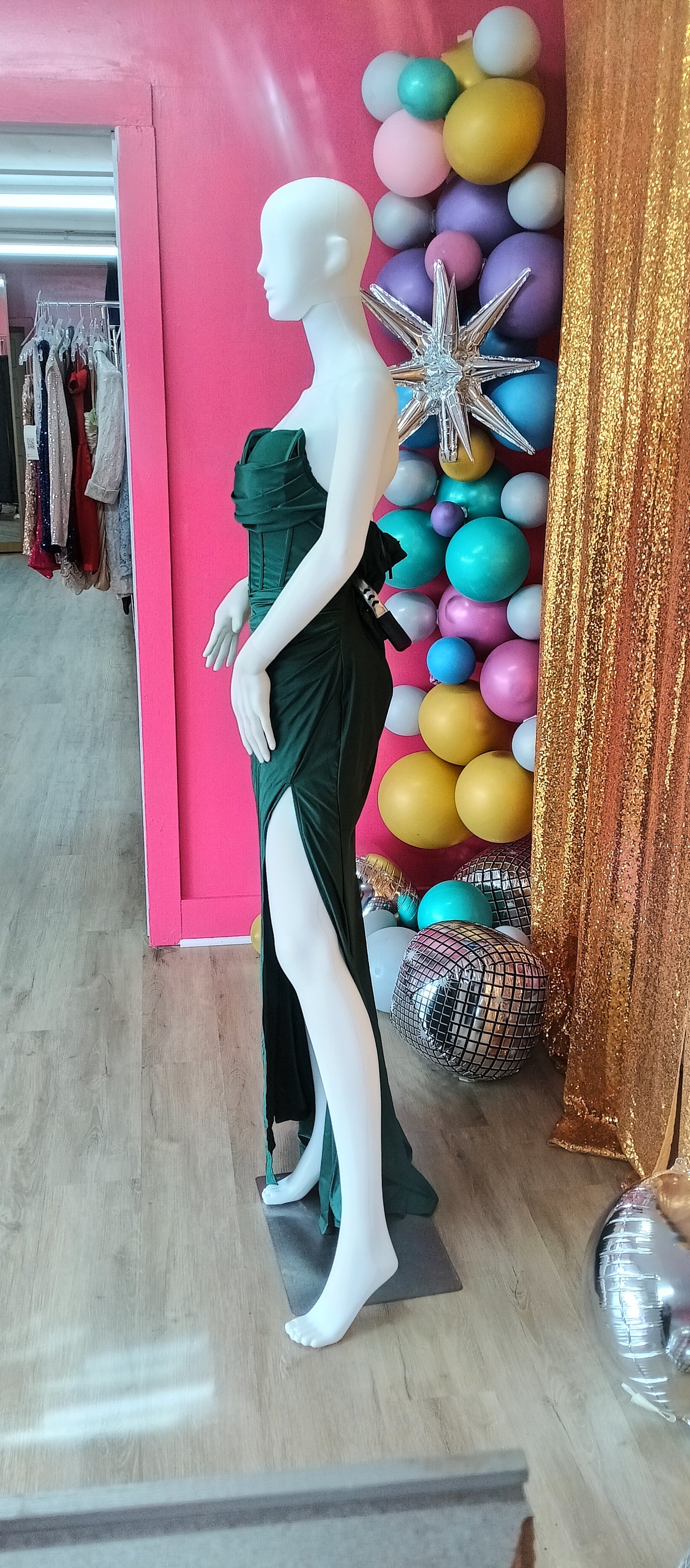 2025 Emerald Green Satin Couture