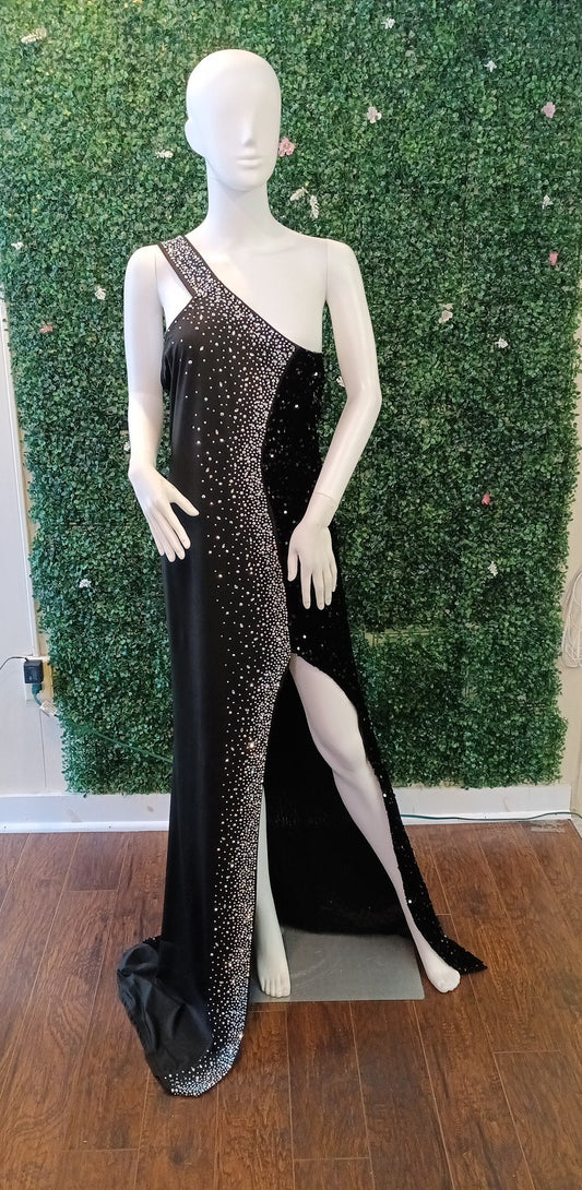 Plus size one shoulder black sequin prom dress with slit