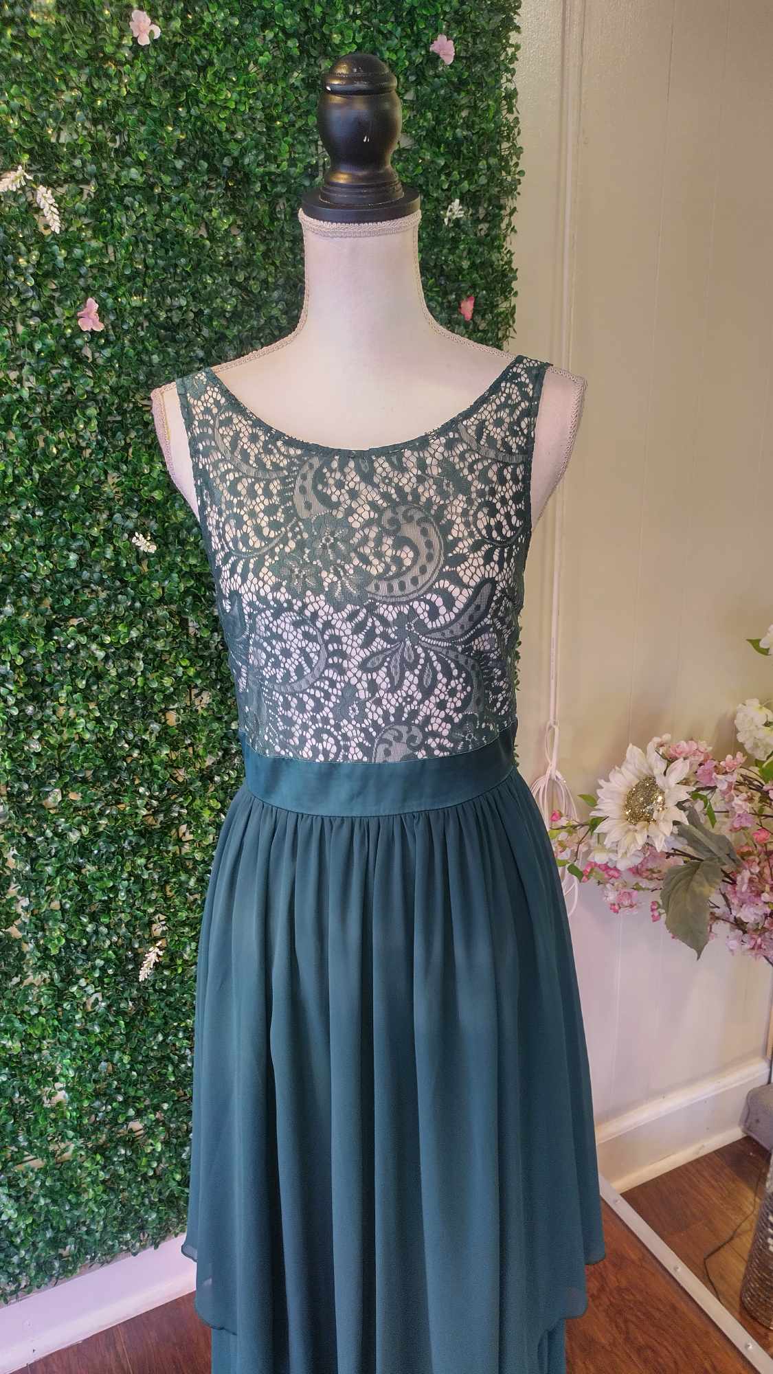 Emerlad Green lace chiffon bridesmaids dress