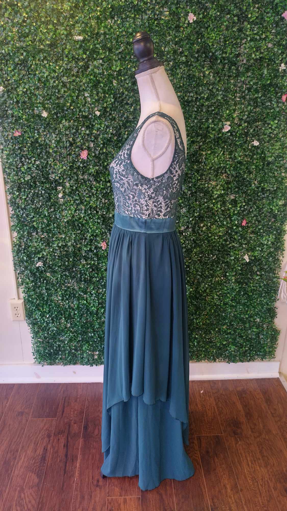 Emerlad Green lace chiffon bridesmaids dress