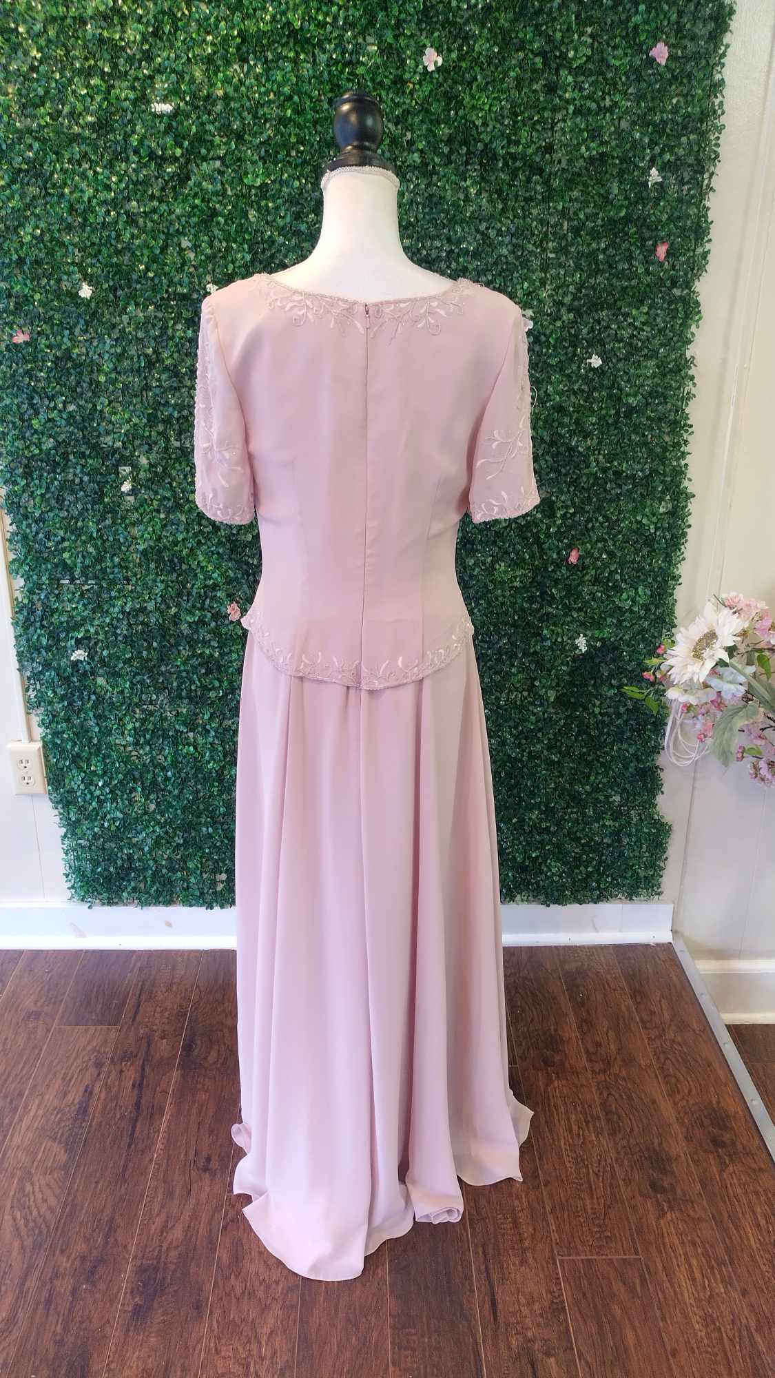 Night scene blush pink formal dress