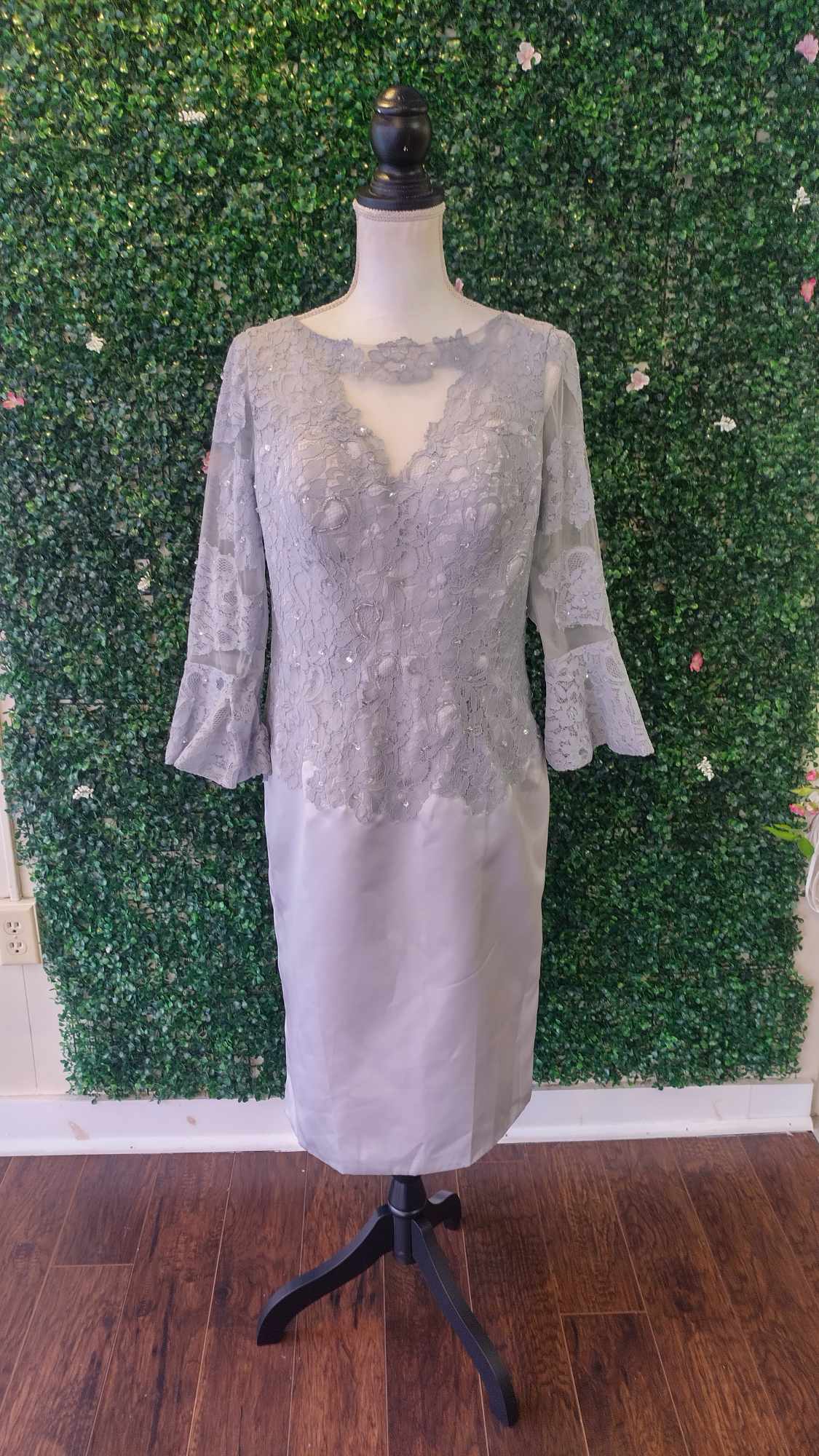 Gray long sleeve floral lace formal dress