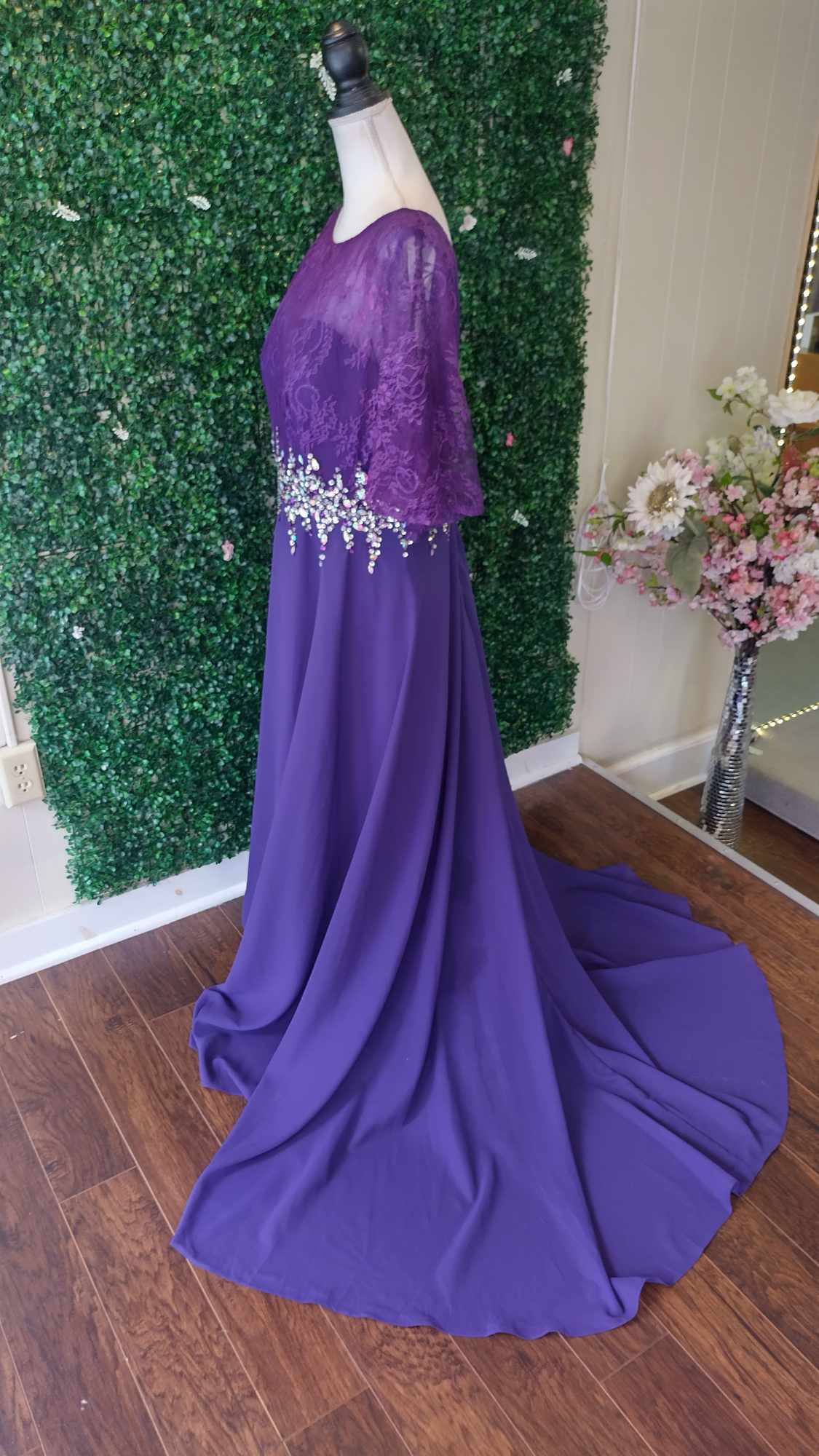 Purple lace long sleeve chiffon formal dress