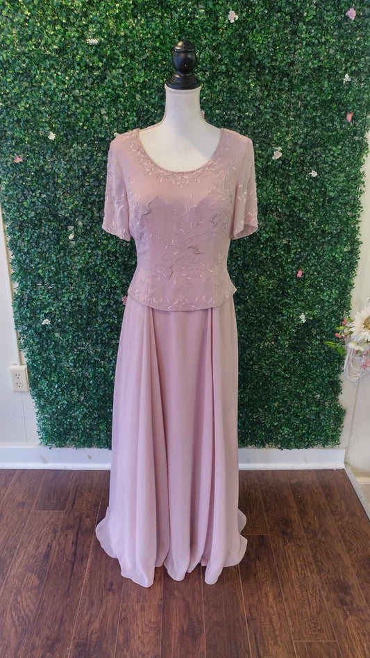 Night scene blush pink formal dress