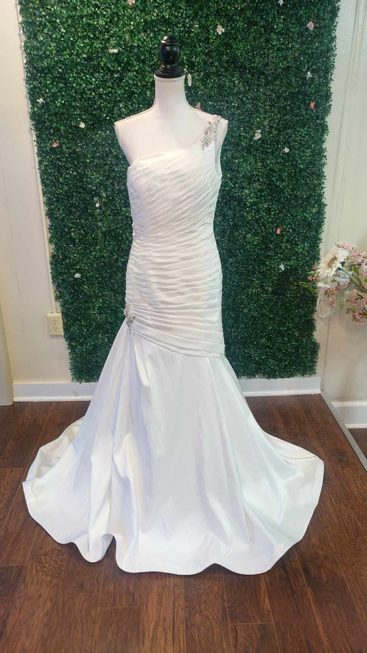 Mori lee One shoulder mermaid wedding dress