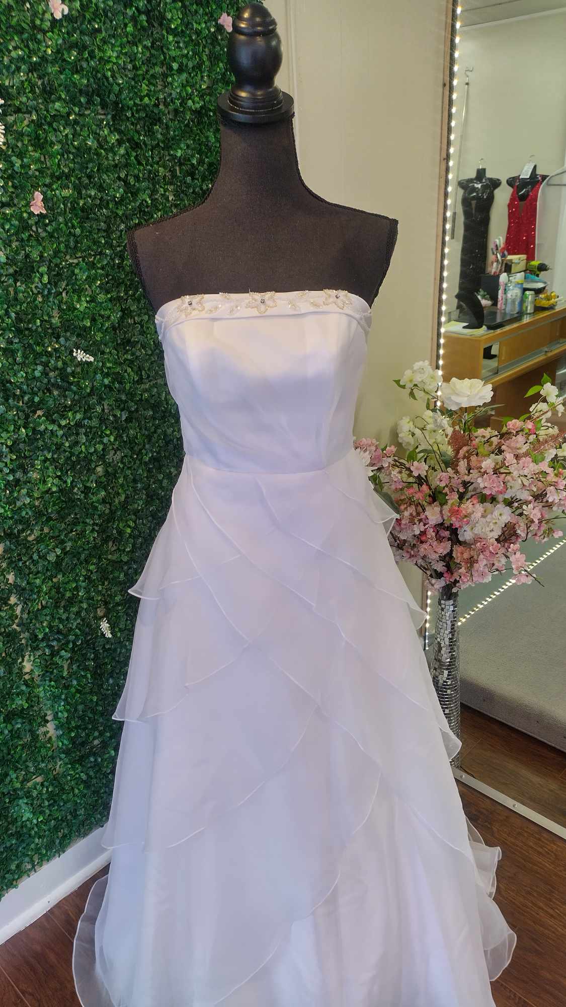 Andy anad white ruffle wedding dress