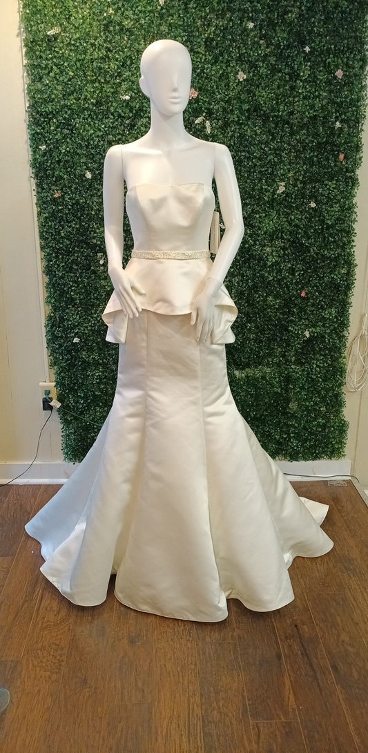 David's Bridal Ivory peplum wedding dress