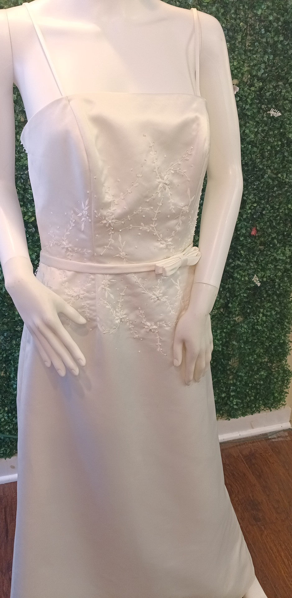 Dinehs Collection ivory floral A-line