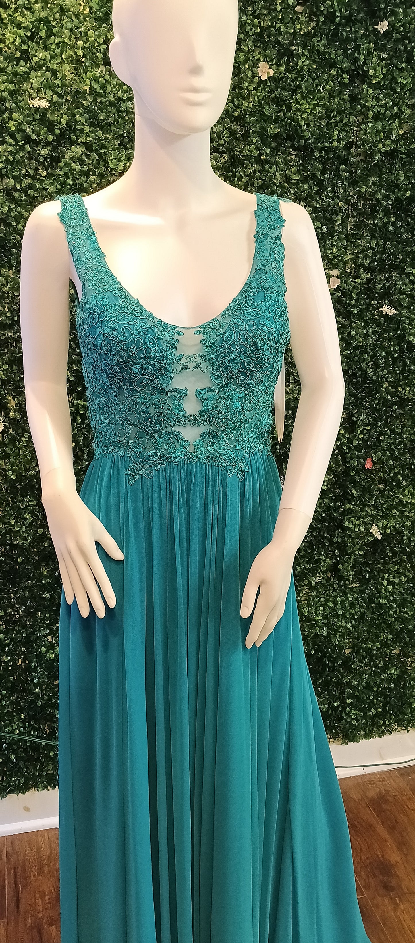 Clarisse emerald lace chiffon dress