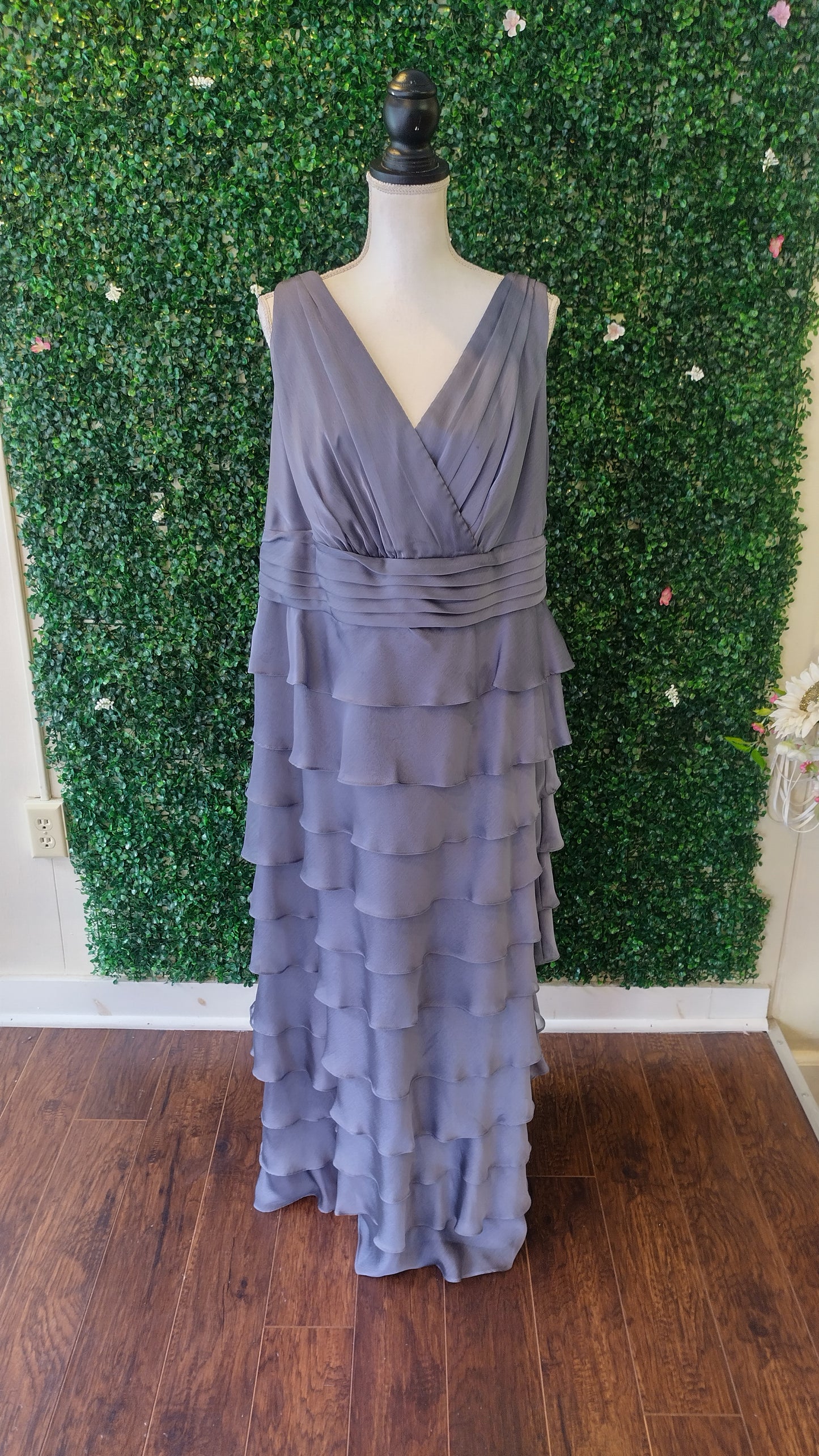 Gray v-neck ruffle formal dress