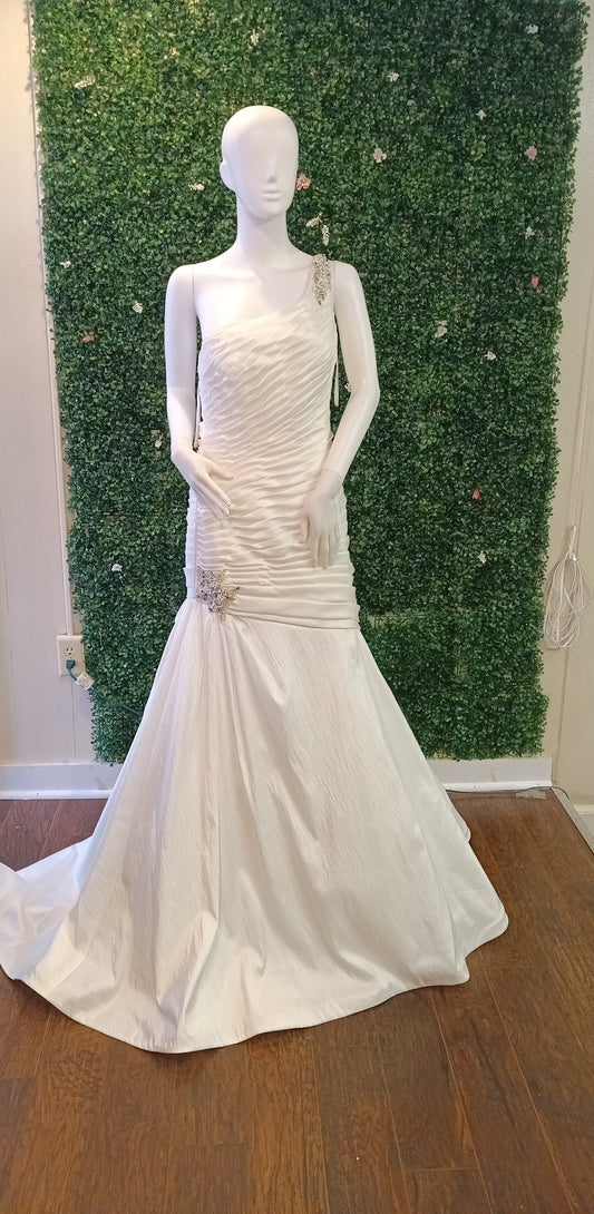 Mori Lee One shoulder mermaid wedding dress