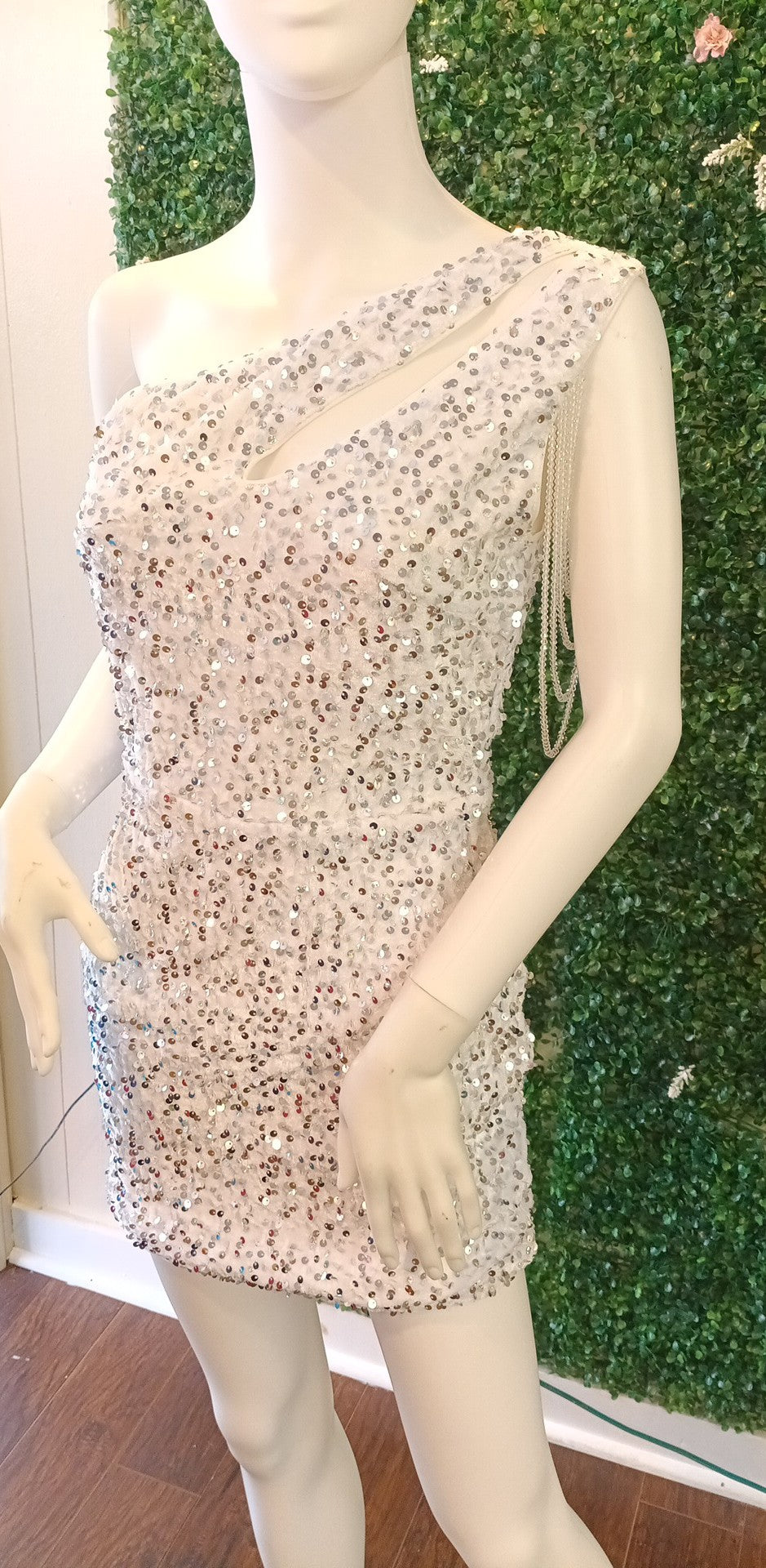 One shoulder White Sequin Hoco