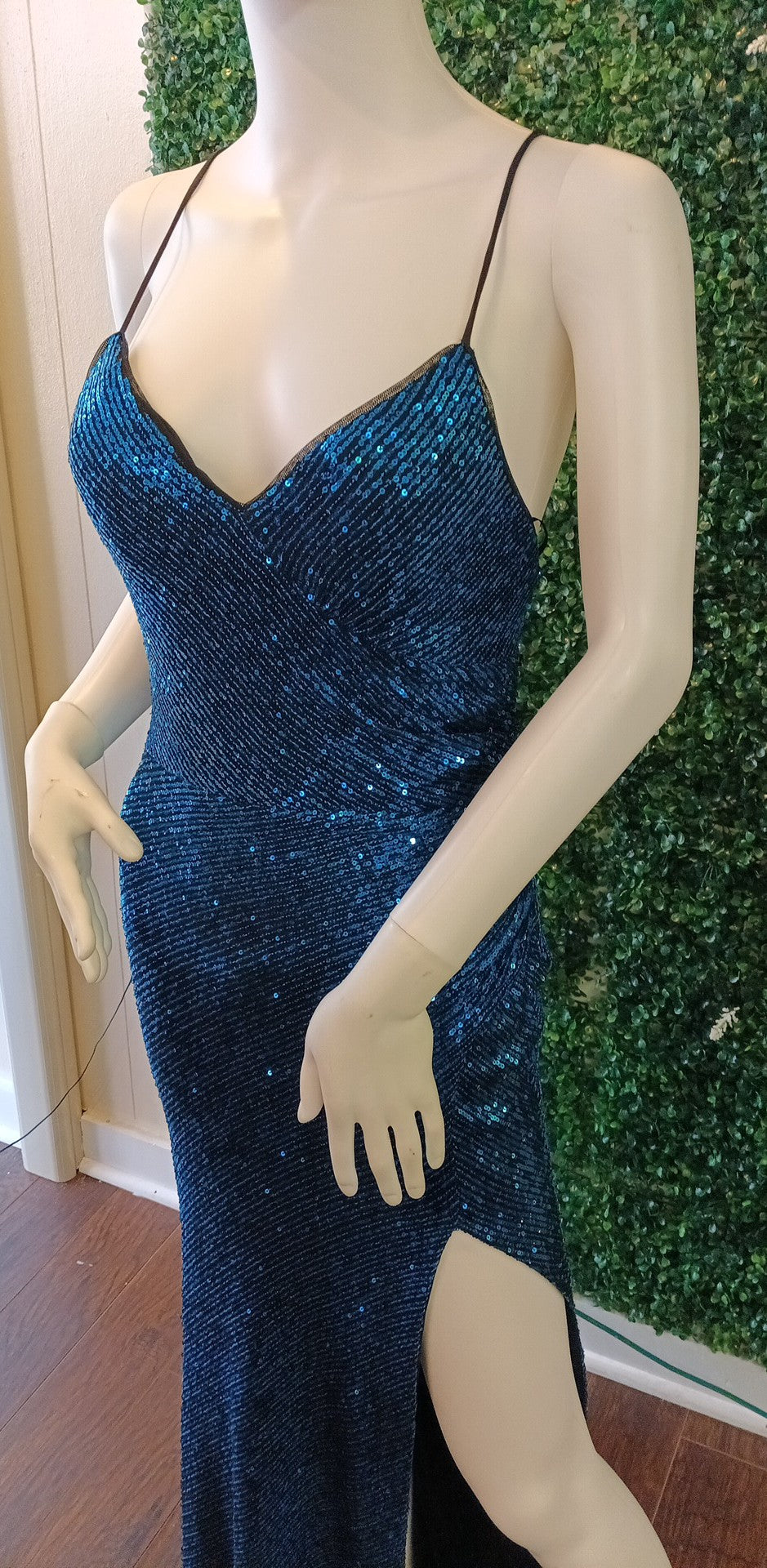 Crystal doll blue sequin prom dress with slit