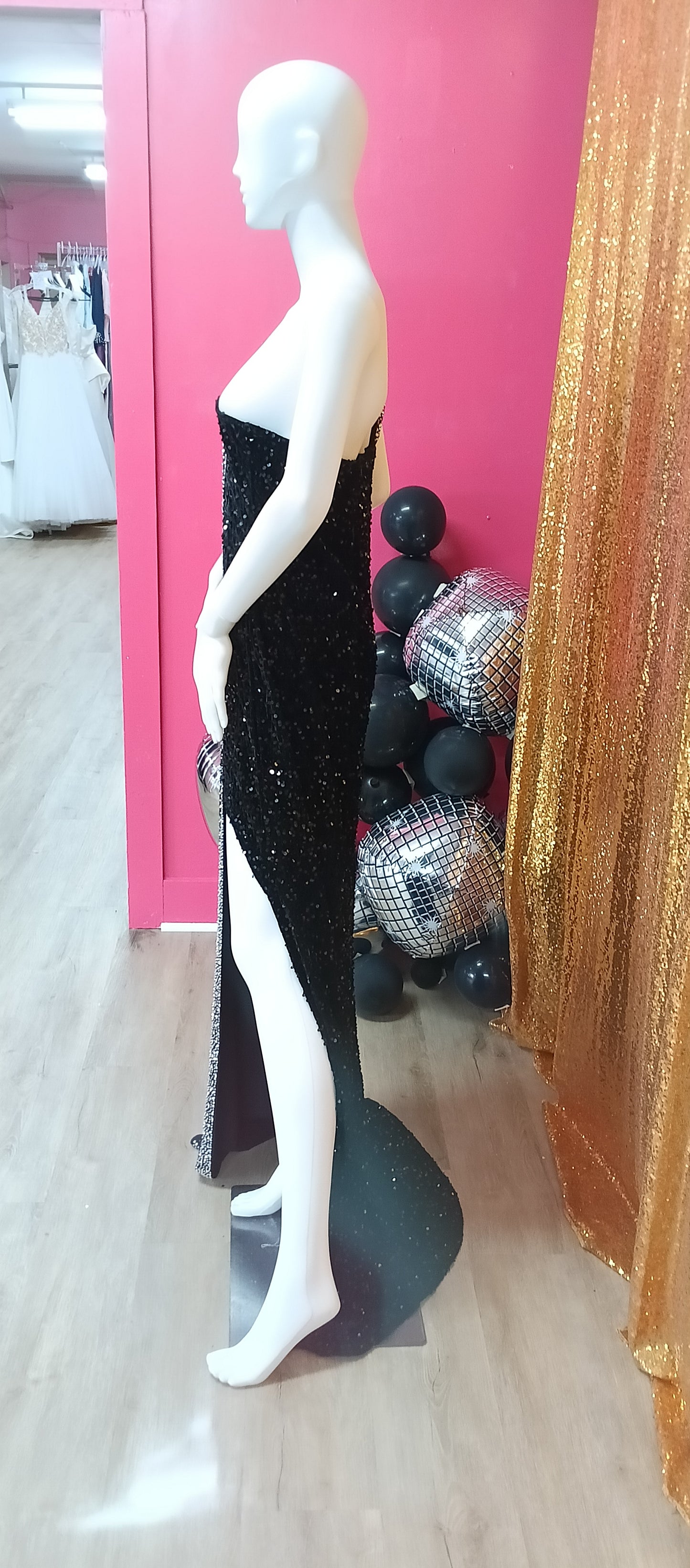 Plus size one shoulder black sequin prom dress with slit