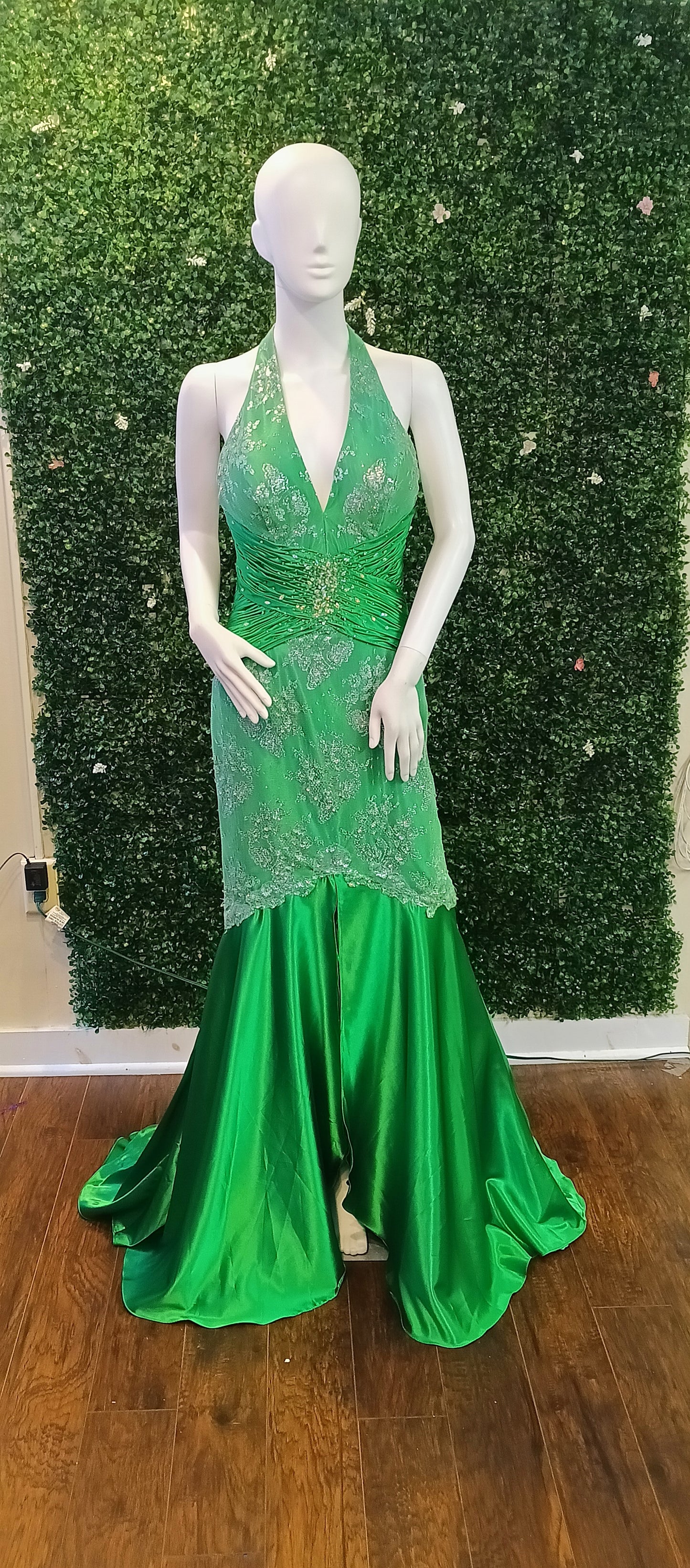 Tony bowls le gala prom dress